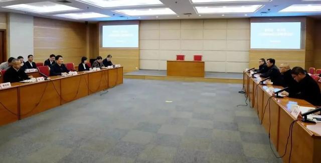 并肩奋斗，共谋发展！普陀区与东川区东西部协作工作联席会议举行
