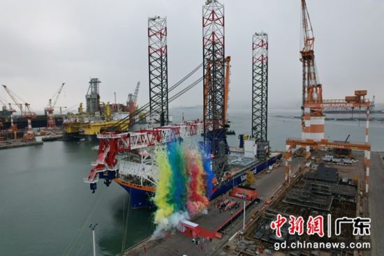 全球最大最新一代海上风电安装船BOREAS交付。中集供图